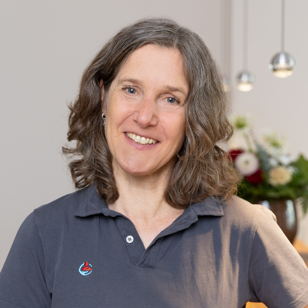 Dr. med. Karen Olah